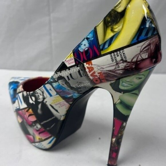 Lilianna Vogue 6" Stilettos magazine print all over Size 9 Retro Vintage shoes! - Picture 2 of 9